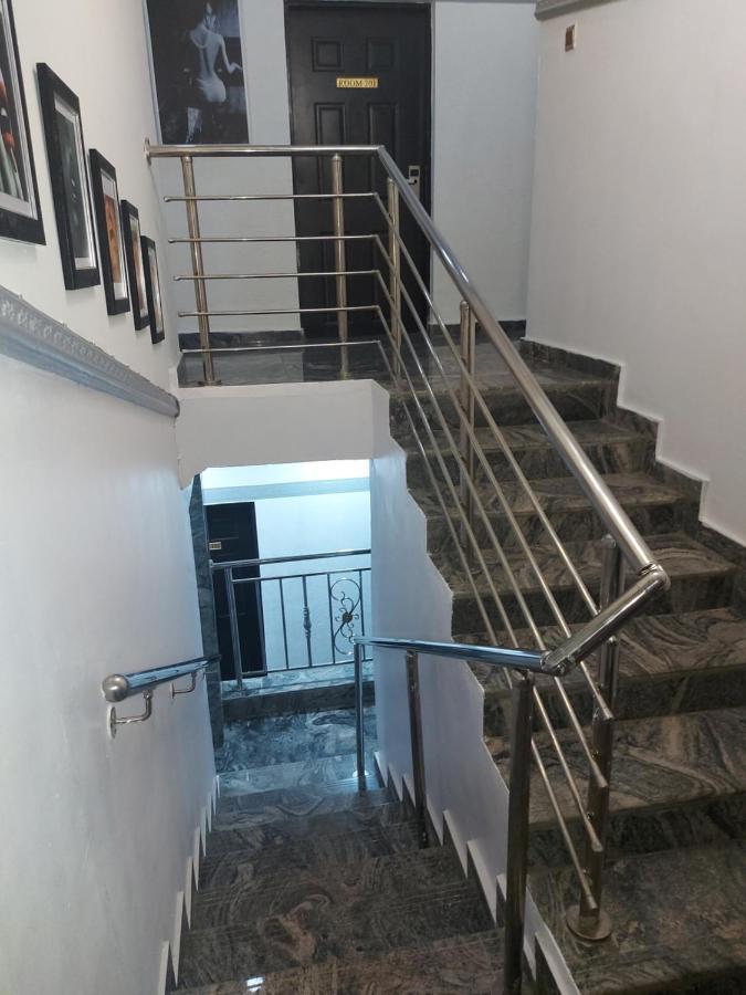 Rush Hotel & Apartments Lagos Dış mekan fotoğraf